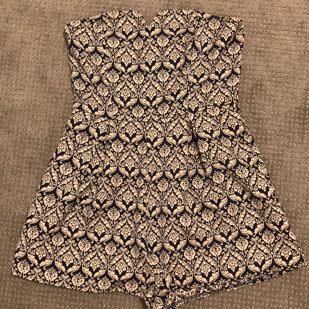 Adorable strapless brocade romper